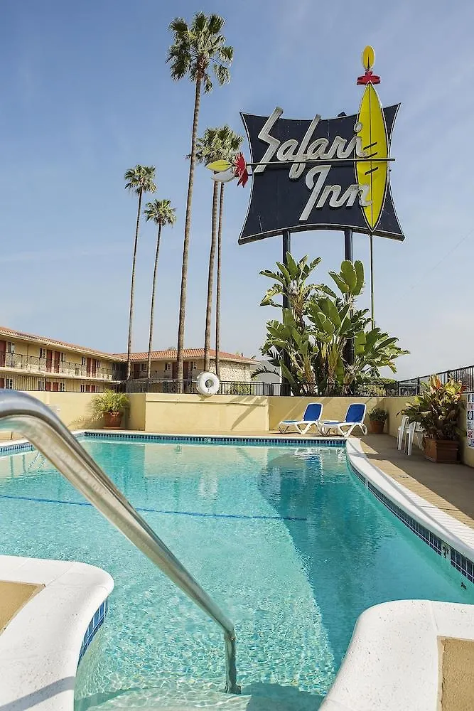 Coast Burbank Hotel
