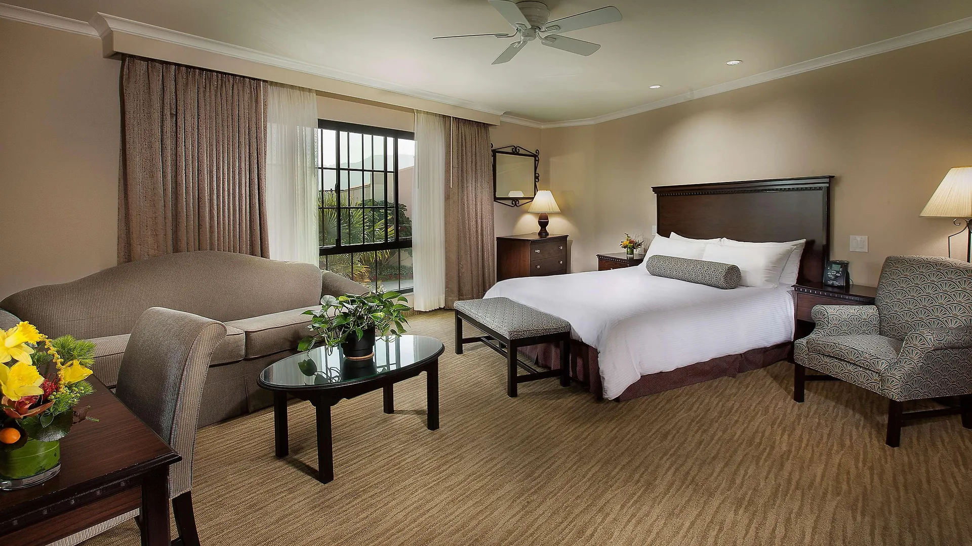 Coast Burbank Hotel