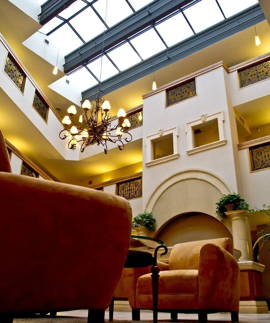Coast Burbank Hotel